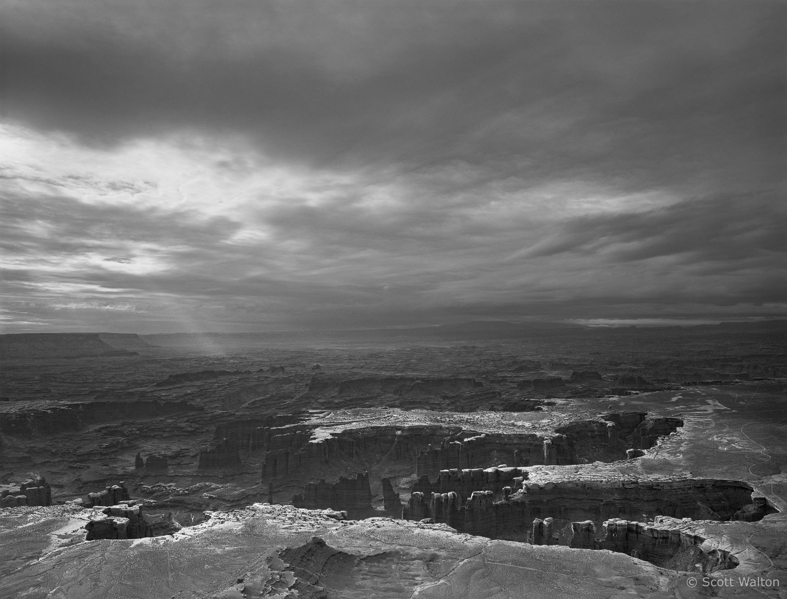 Canyonlands-GrandviewPoint-homescan-tmax100.jpg