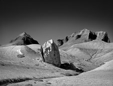 NippleBenchStandingRocks-homescan-tmax100.jpg